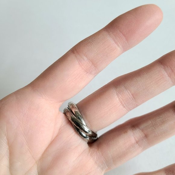 Sterling silver Trinity ring. - Picture 2 of 5